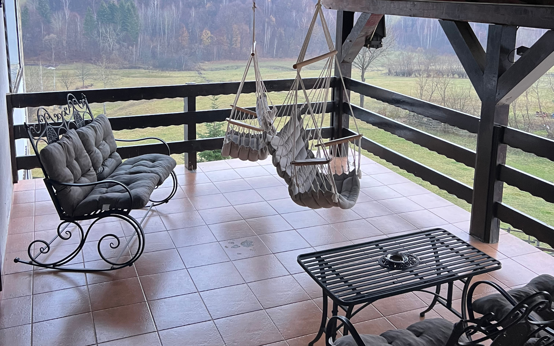 Apartament Mansardat – imagine 4 din 4