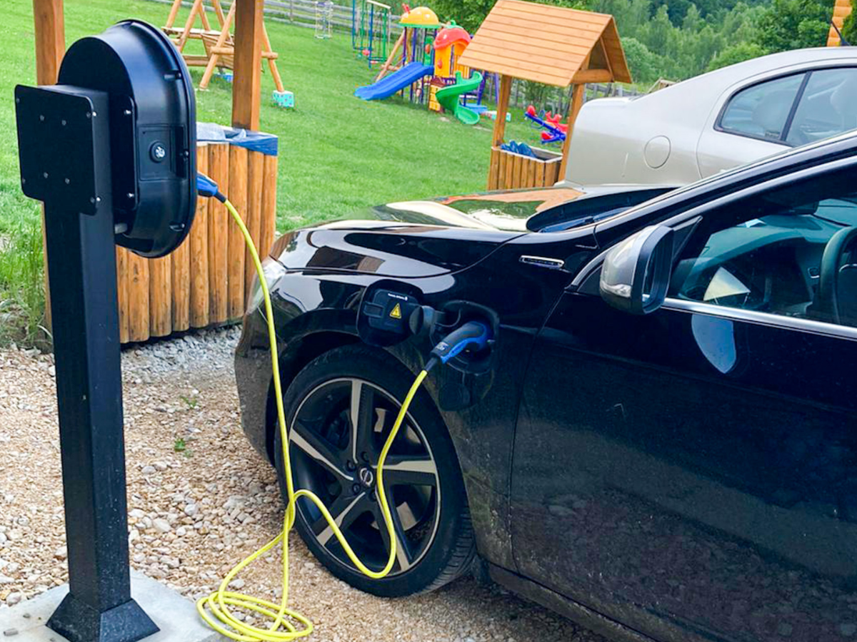 Stație încărcare auto electric