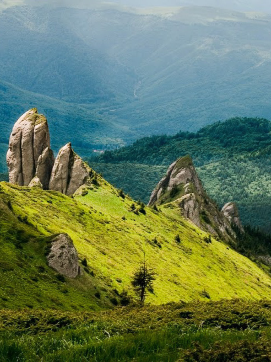 Masivul Ciucaș, obiectiv turistic Întorsura Buzăului